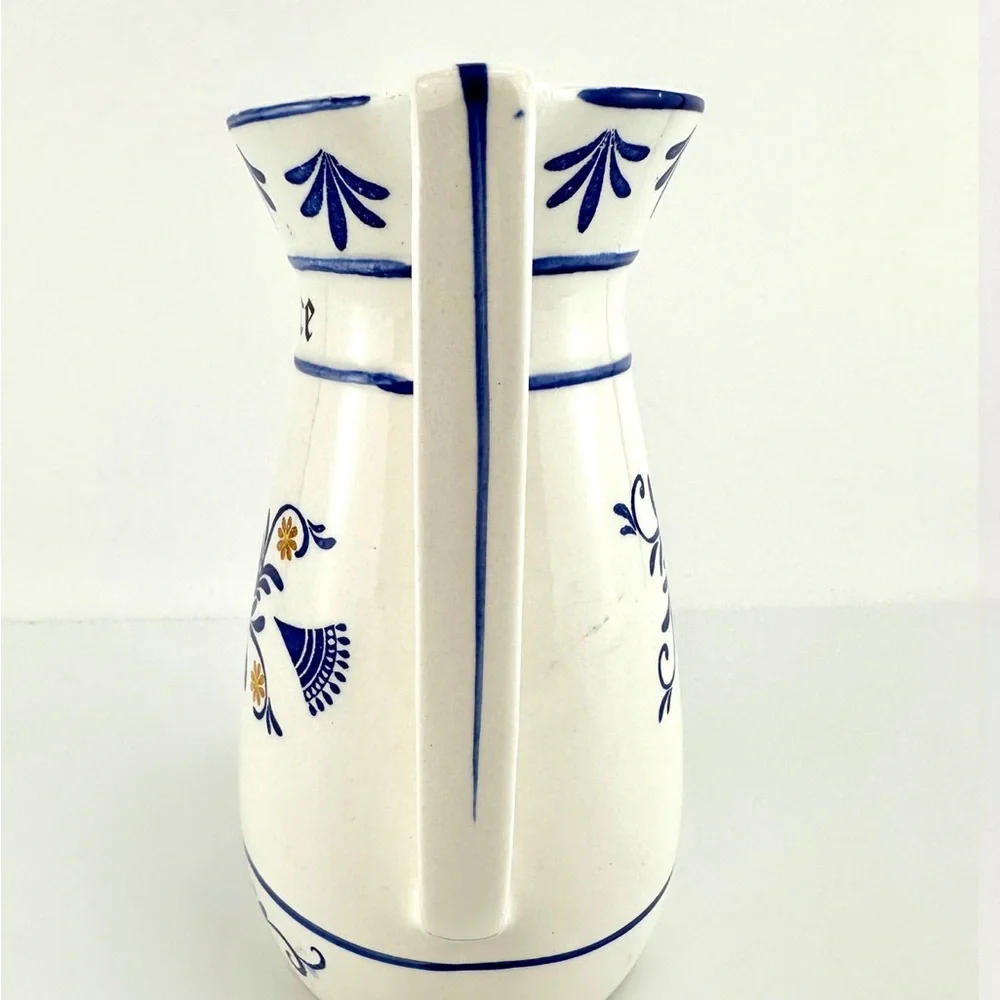 Vintage 1960s Vintage Royal Sealy Japan Blue + White - Picture 4 of 8